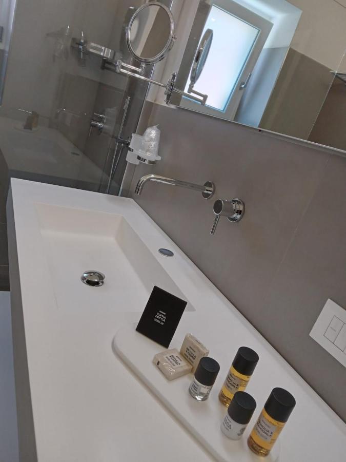 De Guidani Experience Hotel Lecce Bagian luar foto