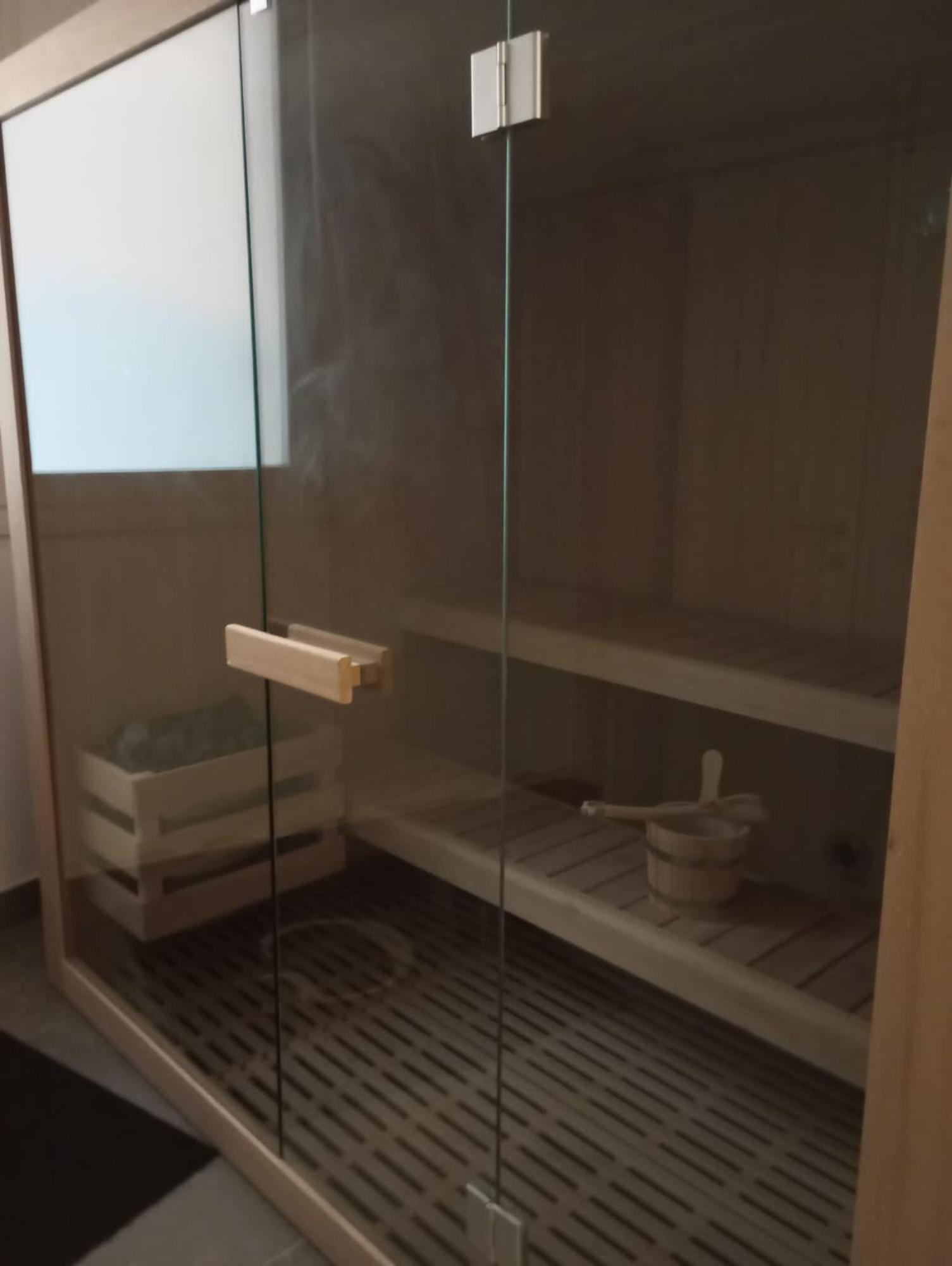 De Guidani Experience Hotel Lecce Bagian luar foto